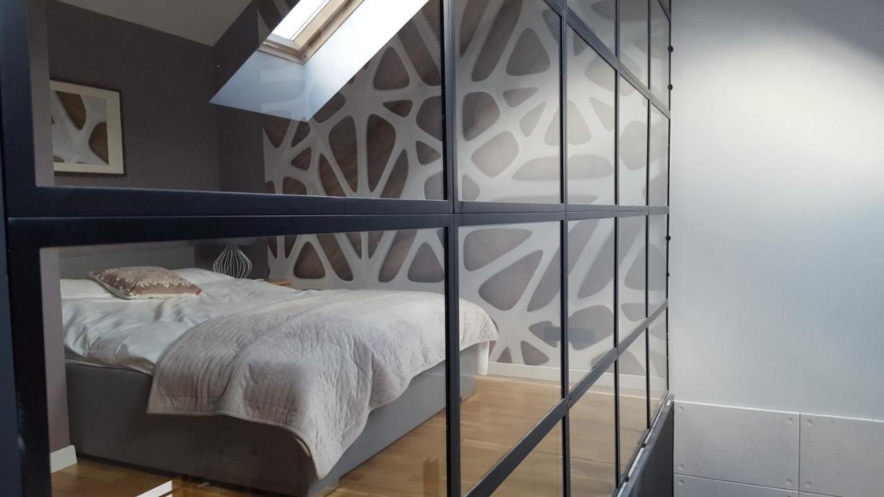 Апартаменты Apartament Dwupoziomowy Z Klimatyzacja Крыница-Здруй Экстерьер фото
