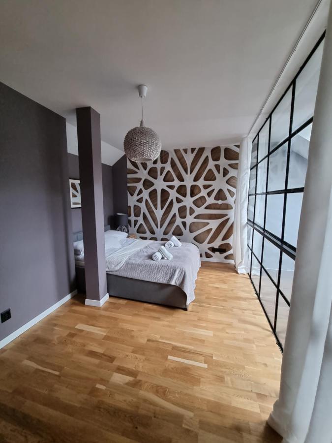 Апартаменты Apartament Dwupoziomowy Z Klimatyzacja Крыница-Здруй Экстерьер фото